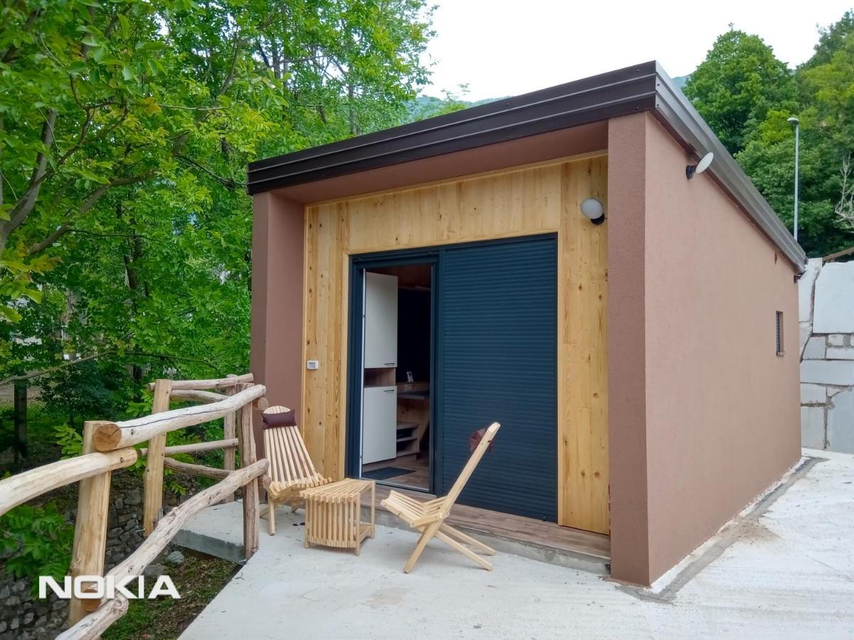 Pocitniski Hisici - Small Holiday Houses Ajdovščina Kültér fotó